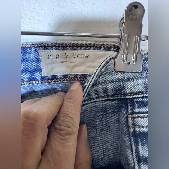 rag & bone Nina High-Rise Straight Jeans Size 26- 5 Button - Picture 5 of 8